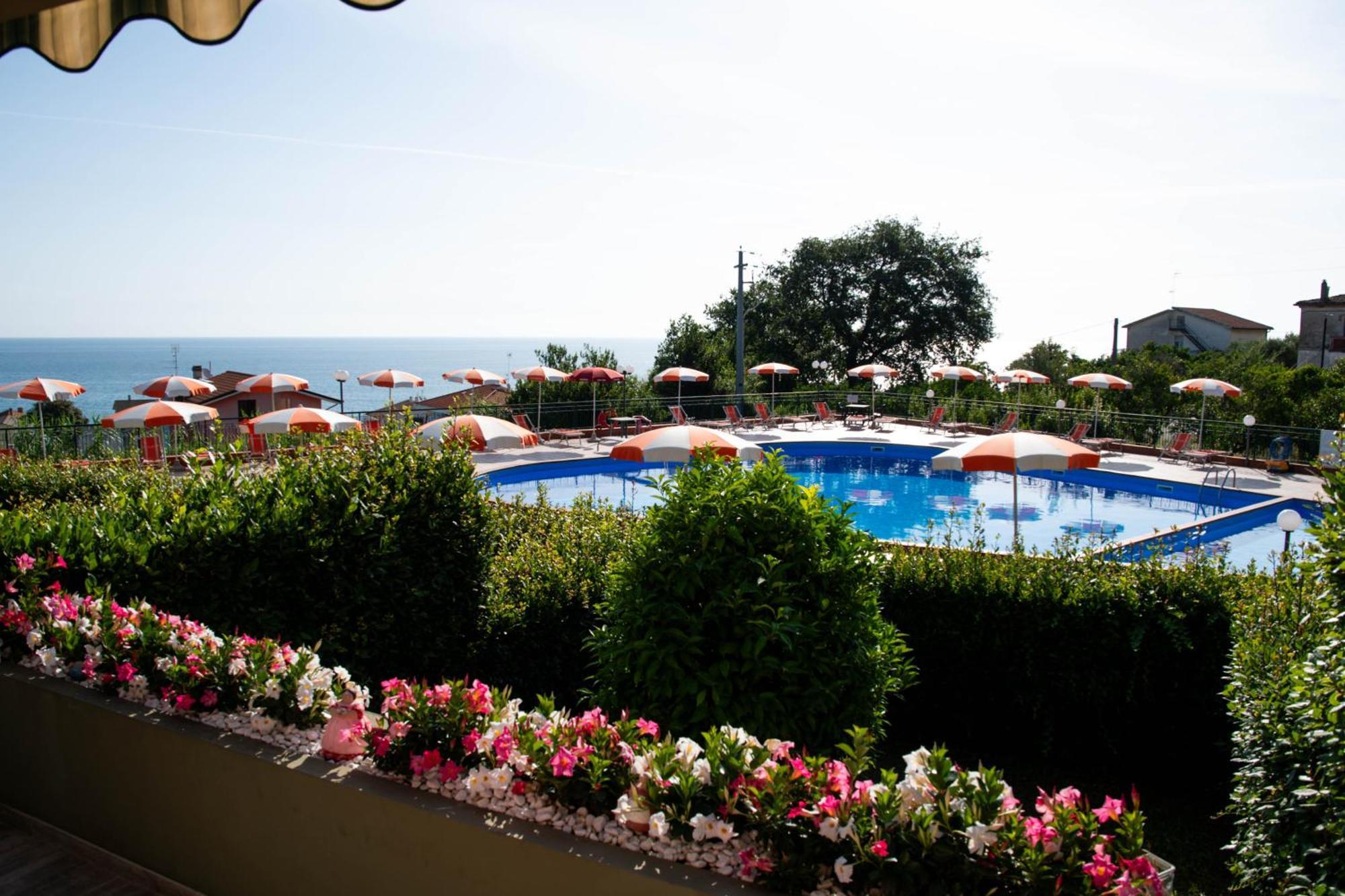 Diba House 46 Apartman San Vito Chietino Kültér fotó